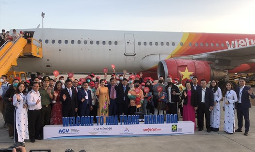 Khánh du lịch đến Khánh Hòa trong dịp Tết Nguyên đán. Ảnh: Thu Cúc