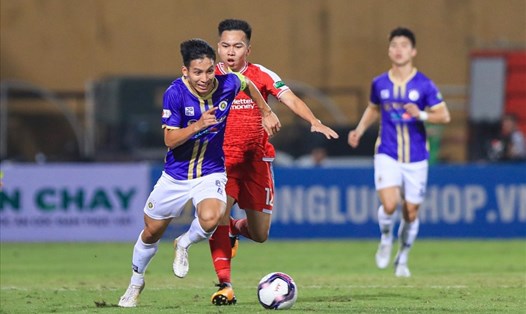 Viettel chạm trán Hà Nội FC trong trận "derby Thủ đô". Ảnh: Minh Dân