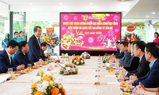 Đồng chí Ngô Đông Hải, Ủy viên Ban Chấp hành Trung ương Đảng, Bí thư Tỉnh ủy Thái Bình phát biểu chỉ đạo tại buổi gặp mặt đầu năm với công ty Tân Đệ.