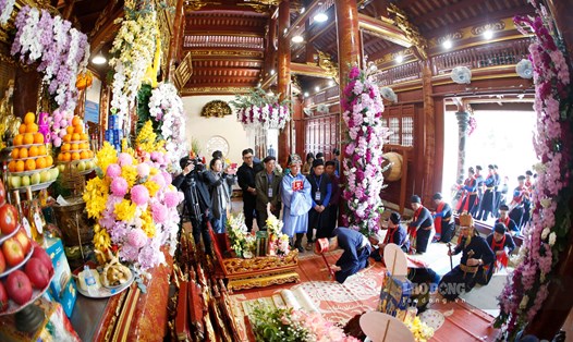 Lễ hội đền Đông Cuông được công nhận là di sản văn hóa phi vật thể cấp Quốc gia. Ảnh: Văn Đức.