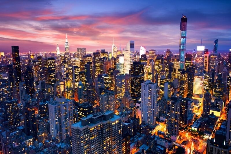 New York hoa lệ và sôi động về đêm
