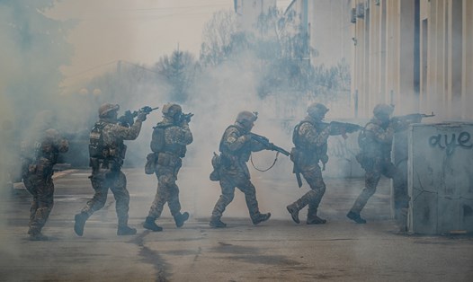 Quân nhân Ukraina tham gia khóa huấn luyện quân sự chung ở vùng Rivne, gần biên giới với Belarus tháng 2.2023 trong bối cảnh đang có xung đột Nga - Ukraina. Ảnh minh hoạ. Ảnh: AFP