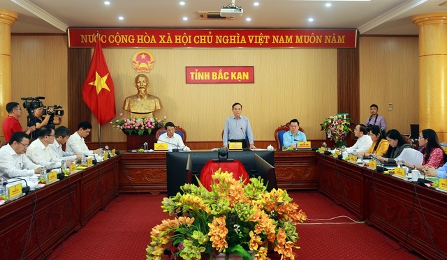 Phó Thủ tướng Chính phủ Trần Lưu Quang chủ trì Hội nghị trực tuyến với các tỉnh vùng trung du và miền núi phía bắc về kết quả thực hiện 3 chương trình MTQG và nhiệm vụ, giải pháp trong thời gian tới. Ảnh: VGP/Hải Minh