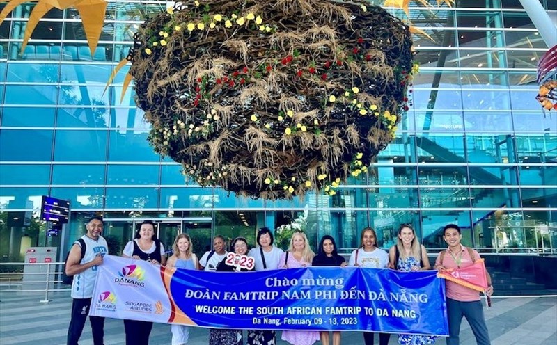 Đoàn Famtrip lữ hành Nam Phi tham quan, khảo sát du lịch Đà Nẵng, Quảng Nam. Ảnh: Sở Du lịch Đà Nẵng
