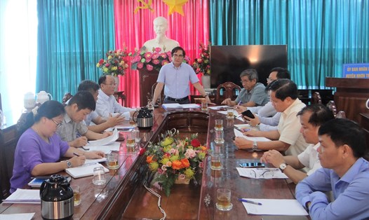 Phó Chủ tịch UBND tỉnh Đồng Nai Nguyễn Sơn Hùng phát biểu chỉ đạo tại buổi làm việc với huyện Nhơn Trạch. Ảnh: Xuân Mai