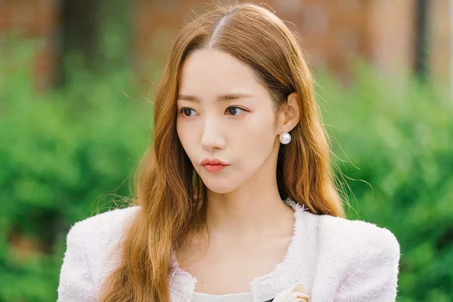 Park Min Young gặp ồn ào trong sự nghiệp. Ảnh: Nhà sản xuất tvN.