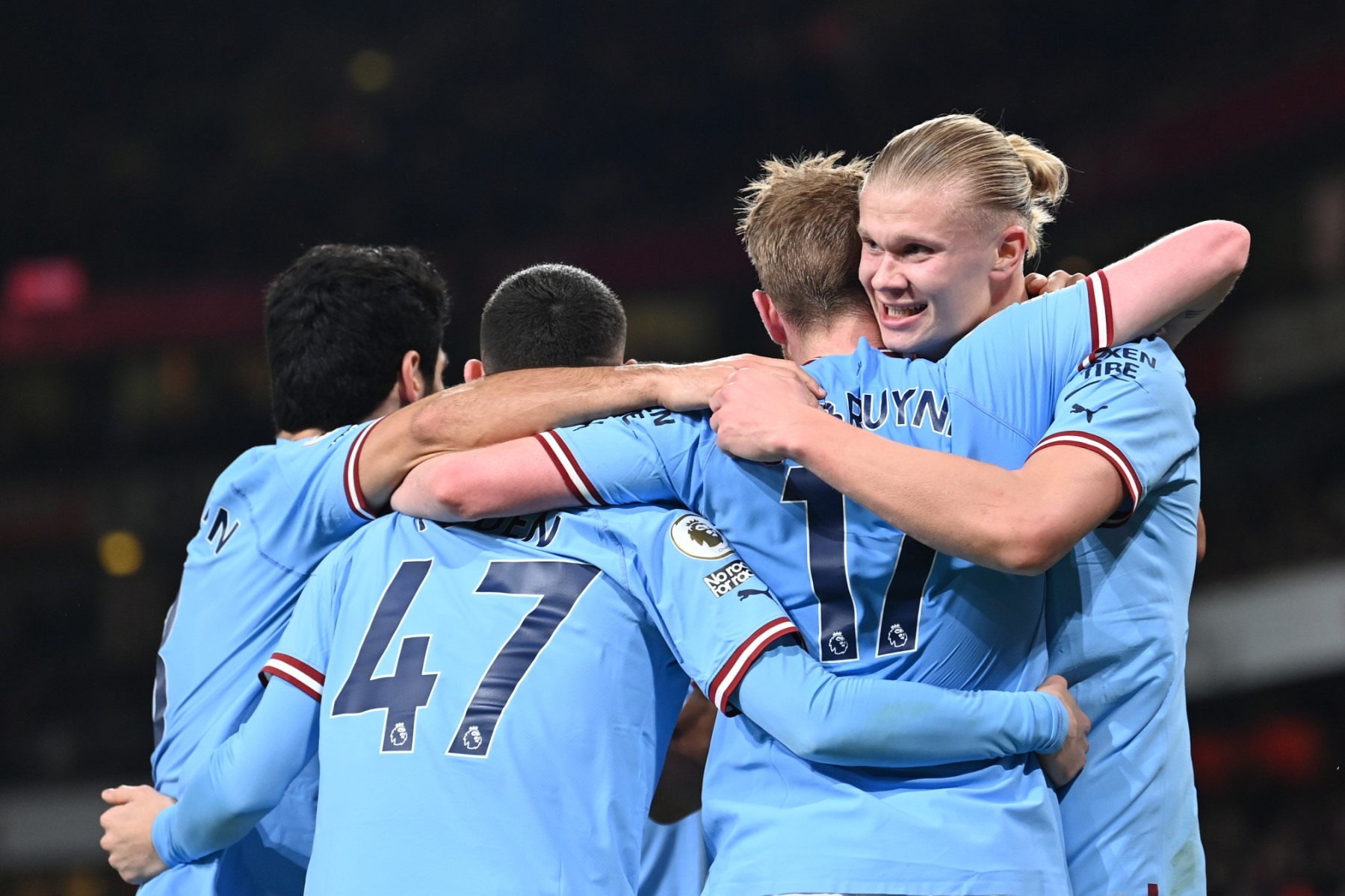 Những bất ngờ lớn sẽ tiếp tục xuất hiện ở đội hình Man City