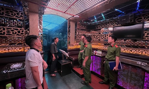 Hiện tại, 100% quán karaoke ở Hà Nội phải dừng hoạt động liên quan đến công tác phòng cháy, chữa cháy. Ảnh: Công an Hà Nội