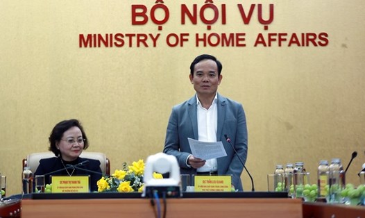 Phó Thủ tướng Trần Lưu Quang làm việc với Bộ Nội vụ. Ảnh: VGP/Hải Minh