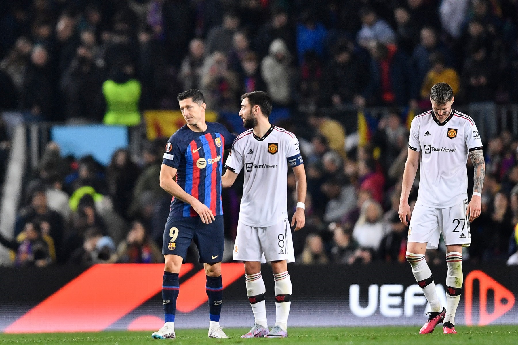 Barcelona và Man United hòa nhau 2-2 ở trận lượt đi.  Ảnh: AFP