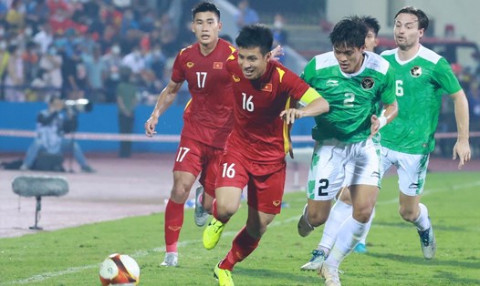 Những cầu thủ quá tuổi như Đỗ Hùng Dũng sẽ không còn góp mặt ở đội U22 Việt Nam dự SEA Games 32. Ảnh: Hải Nguyễn