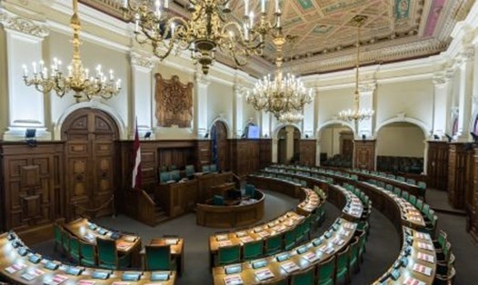 Quốc hội Latvia cho phép chính phủ tặng các phương tiện bị tịch thu từ công dân Latvia cho Ukraina. Ảnh: Quốc hội Latvia