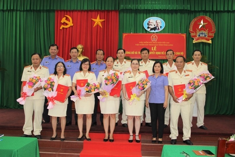 10 cán bộ kiểm sát tỉnh Vĩnh Long được điều động, bổ nhiệm trong tuần qua. Ảnh: Viện Kiểm sát