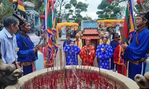 Bình Đinh: Đón Bằng Di sản văn hóa phi vật thể quốc gia "Lễ hội Chùa Bà-Cảng thị Nước Mặn". Ảnh: Hoài Luân
