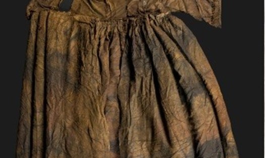 2 chiếc váy từ vụ đắm tàu trong thế kỷ 17 đã được phục chế gần như nguyên vẹn. Ảnh: Bảo tàng lịch sử Kaap Skil