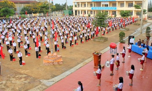 Học sinh Đắk Nông dự lễ khai giảng năm học mới. Ảnh: Phan Tuấn