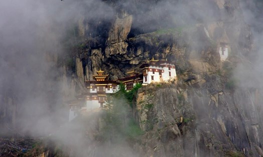 Tu viện Taktsang Palphug. Ảnh: Shutterstock