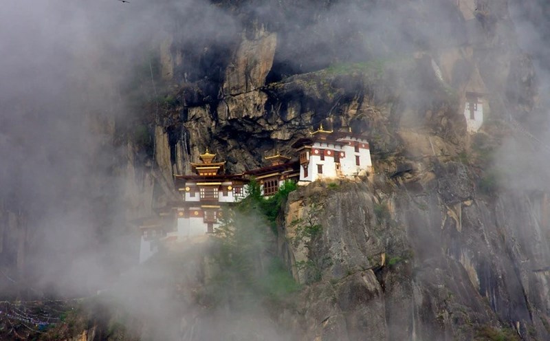 Tu viện Taktsang Palphug. Ảnh: Shutterstock