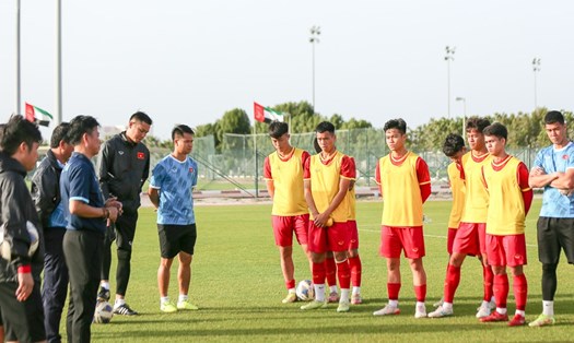 U20 Việt Nam vẫn cần hoàn thiện lối chơi trong khoảng 1 tuần cuối trước khi dự vòng chung kết U20 Châu Á 2023. Ảnh: VFF
