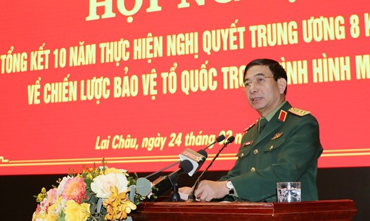 Bộ trưởng Bộ Quốc phòng Phan Văn Giang dự Hội nghị tổng kết 10 năm thực hiện Nghị quyết Trung ương 8 về Chiến lược bảo vệ Tổ quốc trong tình hình mới tại tỉnh Lai Châu. Ảnh: Đức Duẩn