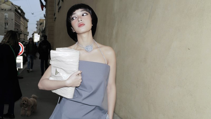 Nhịp Showbiz: Anh Tú khen bà xã, Châu Bùi dự Milan Fashion Week