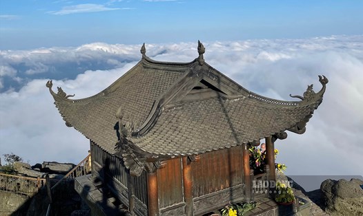 Cận cảnh ngôi chùa Đồng Yên Tử lớn nhất Châu Á. Ảnh: Lương Hà