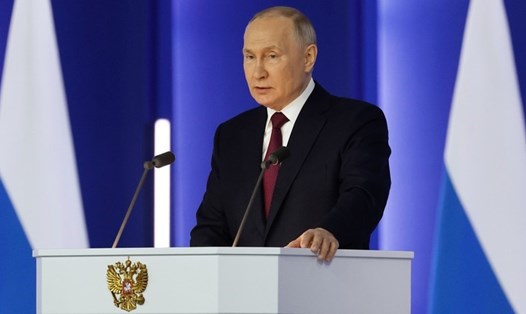Tổng thống Nga Vladimir Putin đọc Thông điệp Liên bang ngày 21.2.2023. Ảnh: Kremlin/Sputnik