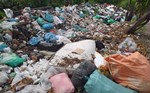 Cần xoá sổ dứt điểm nhiều bãi rác gây ô nhiễm trên đường Lã Xuân Oai
