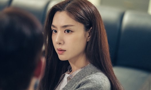 Seo Ji Hye trong phim "Tham vọng rực đỏ". Ảnh: Nhà sản xuất