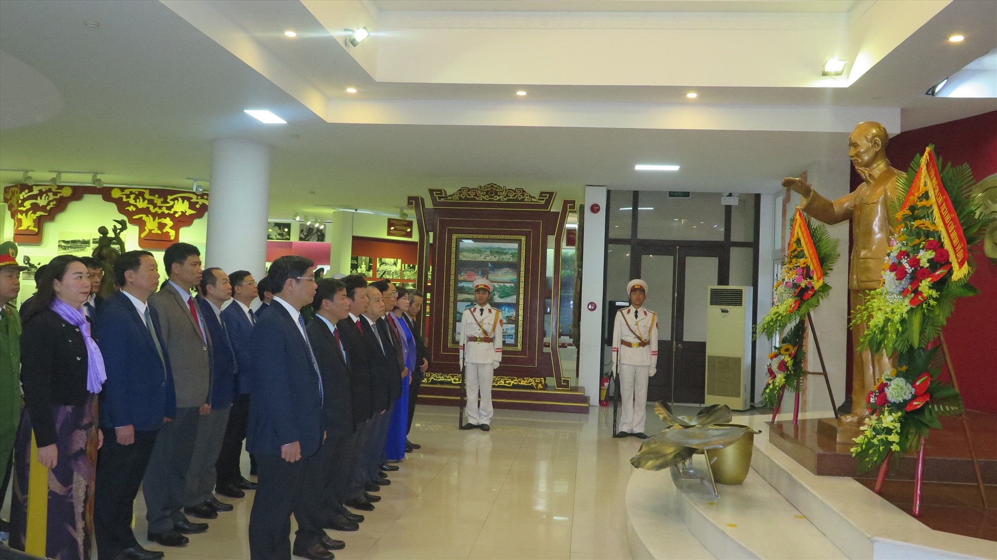 Thừa Thiên Huế: Khai mạc triển lãm “Quê hương - Đất nước - Mùa xuân”