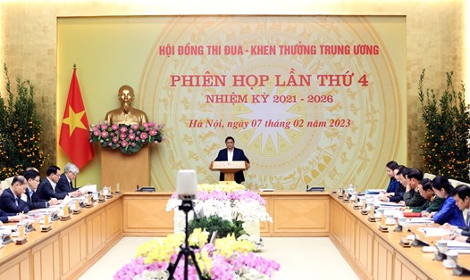 Thủ tướng Chính phủ Phạm Minh Chính - Chủ tịch Hội đồng thi đua - khen thưởng Trung ương chủ trì phiên họp lần thứ 4. Ảnh: Nhật Bắc