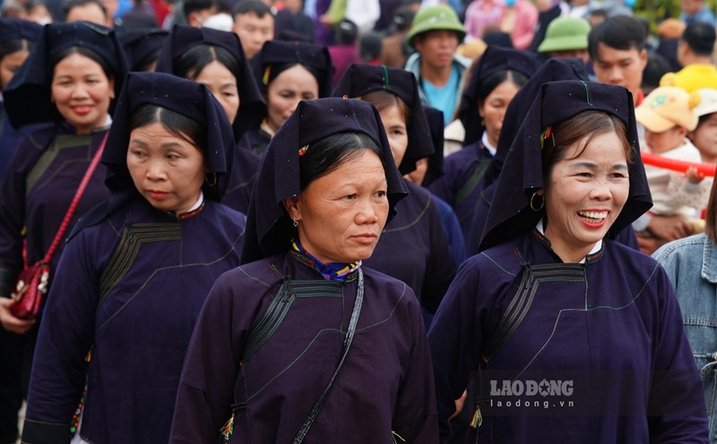 Phiên chợ tình Tân Sơn (Lục Ngạn, Bắc Giang) diễn ra vào ngày 1 và 2.2 vừa qua. Ảnh: Nguyễn Kế