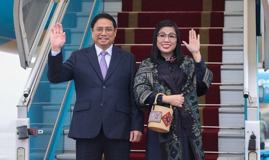 Thủ tướng Chính phủ Phạm Minh Chính và Phu nhân Lê Thị Bích Trân cùng đoàn đại biểu cấp cao Việt Nam lên đường thăm chính thức Singapore và Brunei. Ảnh: VGP