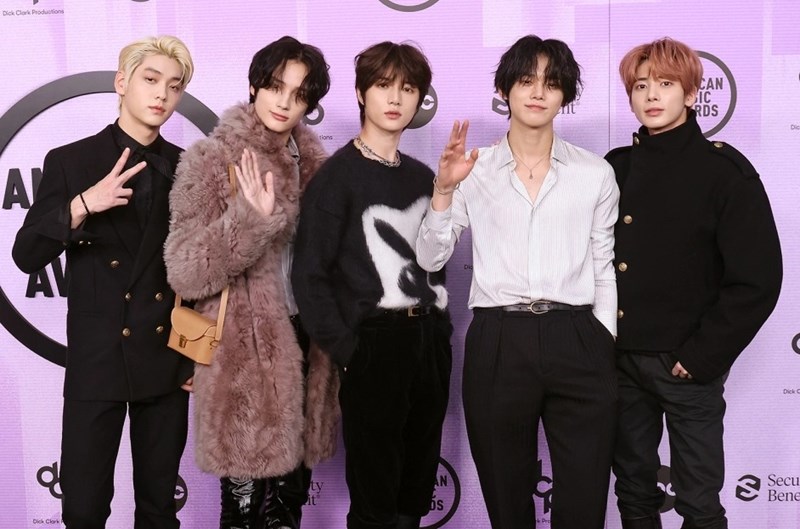 Bước tiến của TXT trước BTS, Blackpink, TWICE