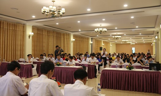 BHXH tỉnh Ninh Bình tổ chức hội nghị đối thoại với các đơn vị, doanh nghiệp sử dụng lao động về các nội dung liên quan đến BHXH, BHTN, BHYT. Ảnh: Diệu Anh