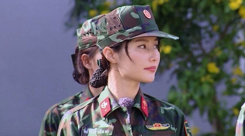Sao nhập ngũ: Thiên Ân khóc trước mặt chỉ huy