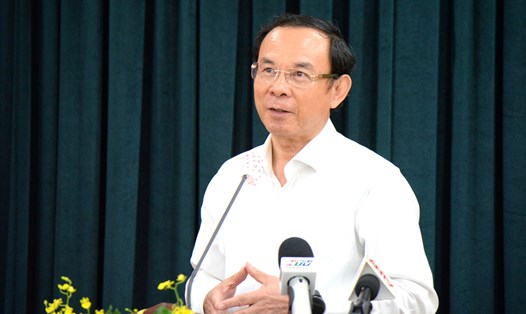 Bí thư Thành ủy TPHCM Nguyễn Văn Nên phát biểu tại hội thảo.  Ảnh: Minh Quân