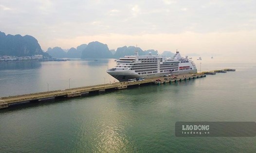 Cảng tàu khách quốc tế Hạ Long (Quảng Ninh). Ảnh: Đoàn Hưng