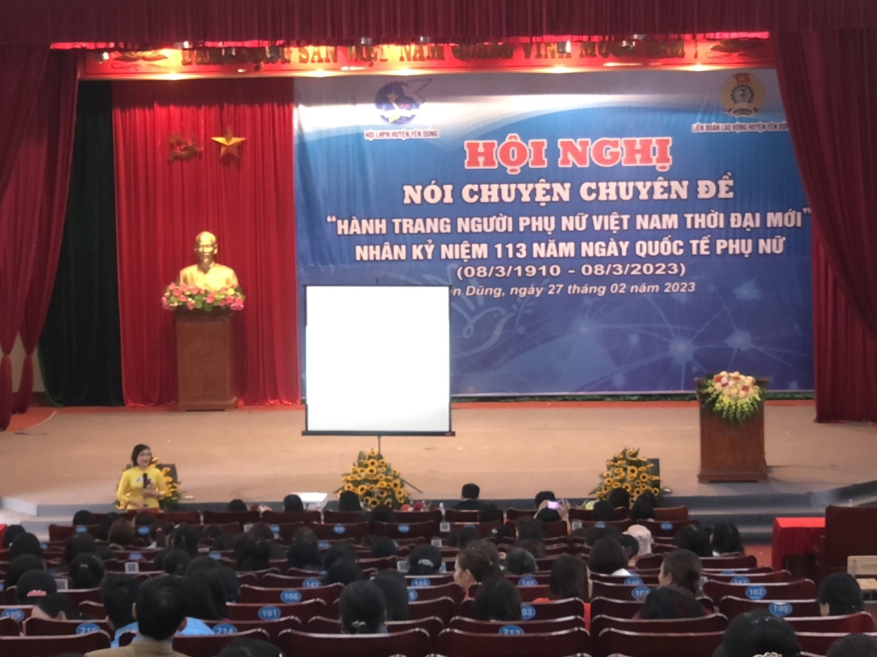 Toàn cảnh buổi nói chuyện. Ảnh: LĐLĐ huyện Yên Dũng