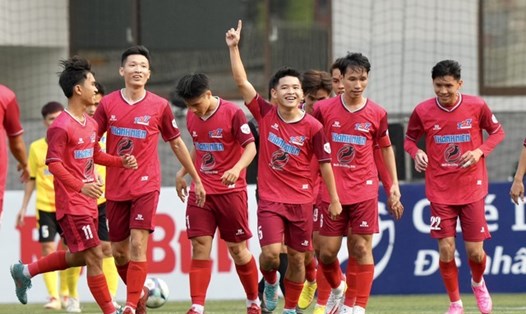 Giải bóng đá Thanh Niên Sinh viên Việt Nam diễn ra sôi nổi. Ảnh: Độc Lập
