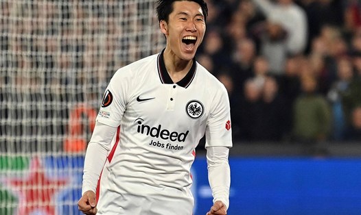 Daichi Kamada nhận sự quan tâm từ Man United và Chelsea. Ảnh: CLB Eintracht Frankfurt