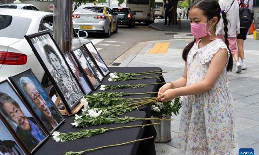 Ngày tưởng nhớ những nạn nhân là phụ nữ ở Seoul, Hàn Quốc, ngày 14.8.2022.  Ảnh: Xinhua