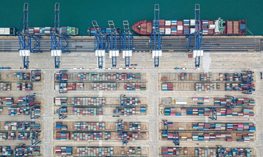 Cảng container quốc tế Dương Phố ở tỉnh Hải Nam, phía nam Trung Quốc. Ảnh: Xinhua