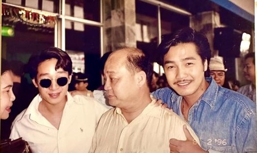 Lý Hùng đóng phim cùng Quan Kế Huy (ngoài cùng bên trái). Ảnh: Nghệ sĩ cung cấp.