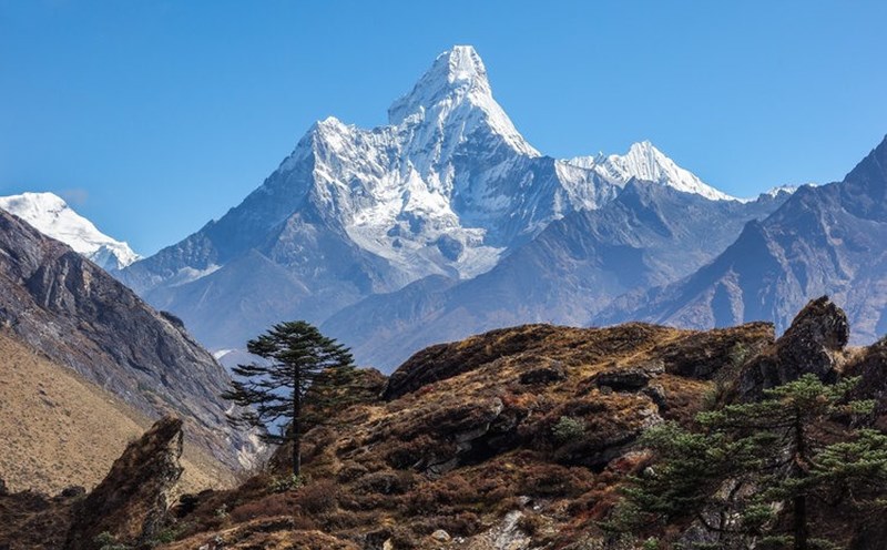 Du khách bị cấm tự "thám hiểm" một mình ở Nepal. Ảnh: cleverhiker