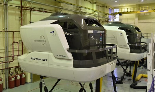 Máy mô phỏng máy bay Boeing 787 trong Viện đào tạo hàng không Prince Sultan ở thành phố Jeddah, Saudi Arabia. Ảnh: Xinhua