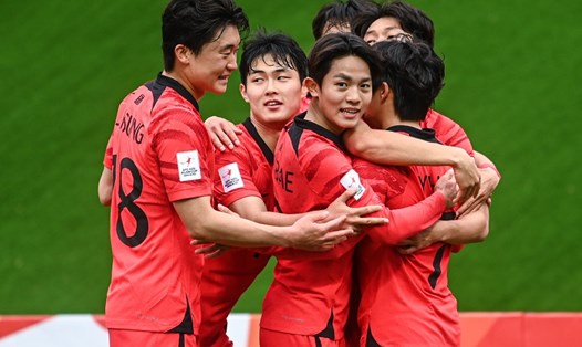 U20 Hàn Quốc chạm trán với U20 Uzbekistan tại bán kết U20 Châu Á 2023. Ảnh: AFC