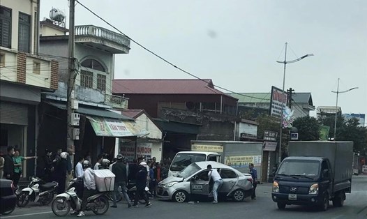 Vụ tai nạn giao thông làm 2 người tử vong xảy ra tại Km 74 + 200 Quốc lộ 18 (QL18) thuộc phường Phương Đông, thành phố Uông Bí, tỉnh Quảng Ninh. Ảnh: Người dân cung cấp