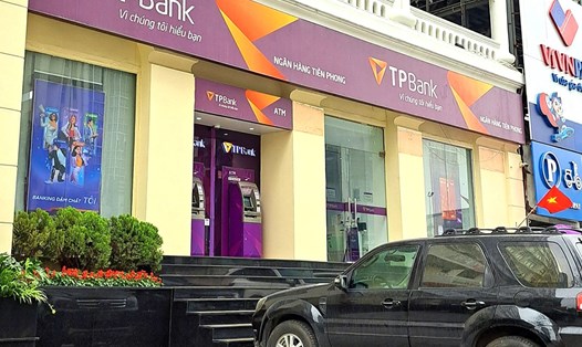 Ngân hàng Tiên Phong TPBank chi nhánh Hà Nội tại 22 Láng Hạ. Ảnh: Long Nguyễn.