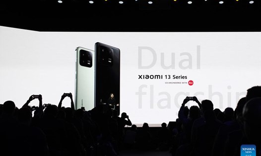 Xiaomi cho biết sẽ tập trung vào thị phần smartphone cao cấp tại Ấn Độ cũng như có những chính sách mới, để lấy lại vị trí dẫn đầu từ Samsung. Ảnh: Xinhua